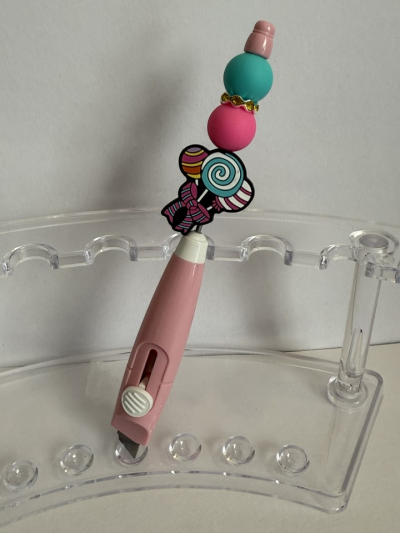 Box Cutter - Beaded