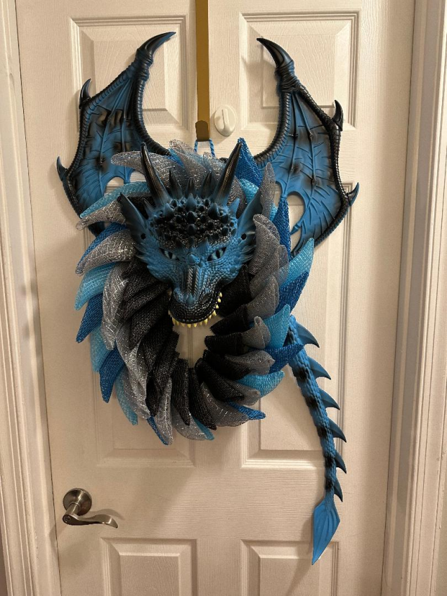 Wreath - Dragon Blue, Black & Silver