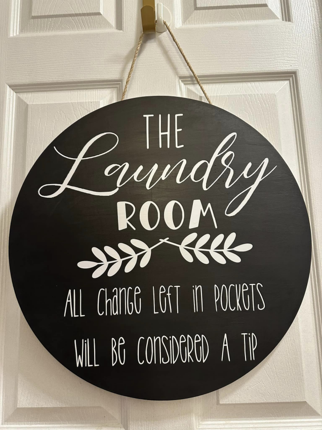 Door Hanger Laundry